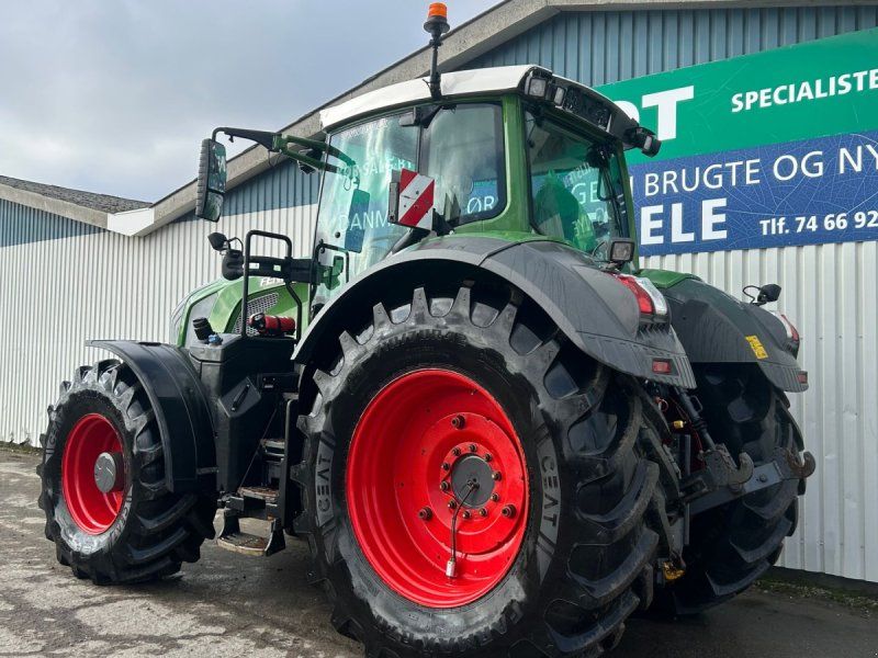Fendt 828 Vario S4 Profi Plus Med Front PTO + VarioGrip