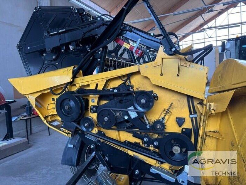 New Holland CR 9.90 RAUPE 12.5
