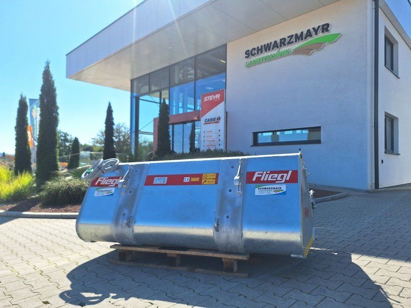 Fliegl AgroCenter Power Pro 2000 Euro