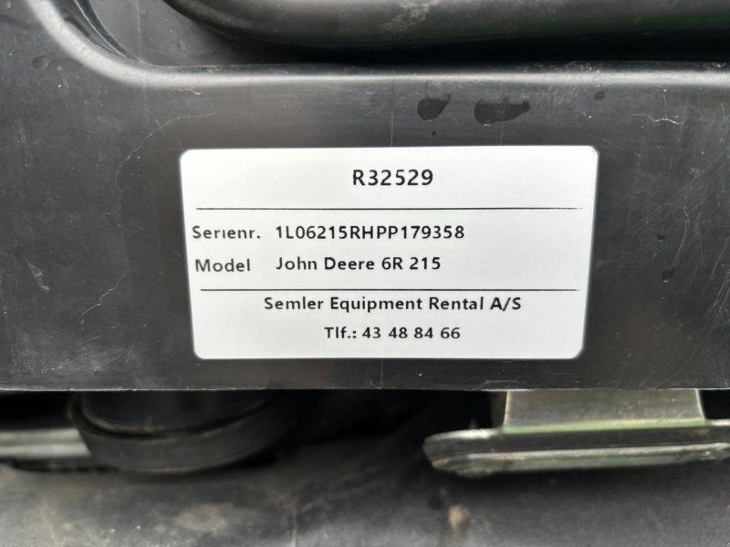 John Deere 6R 215