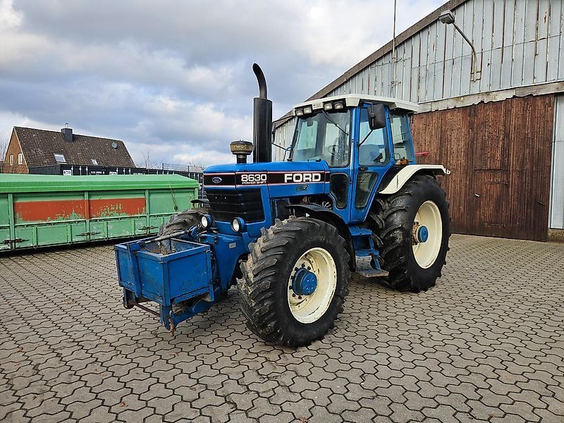 Ford 8630 Powershift 40 km/h