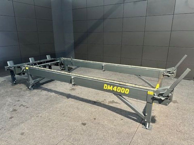 Uniforest Zuführtisch DM 4000/2 zu spaltautomaten