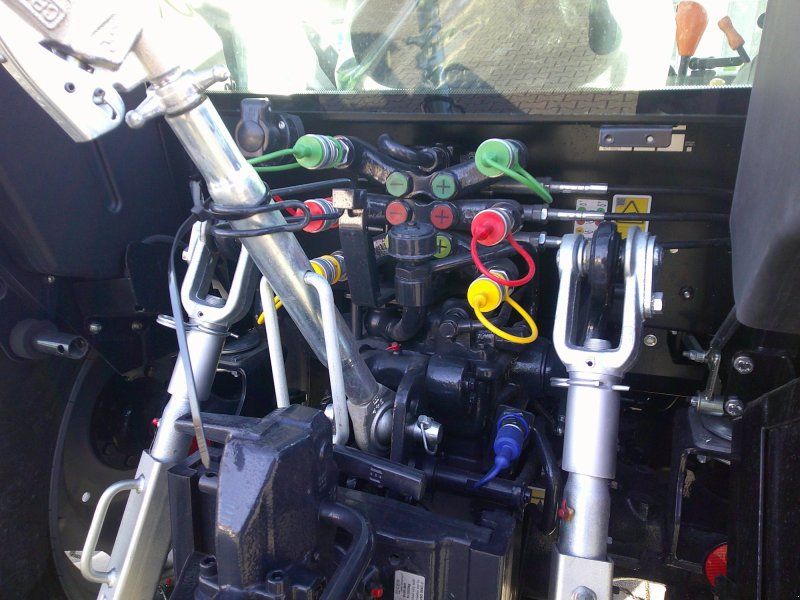 Deutz-Fahr 5080 D GS KEYLINE, hydr. Kupplung, Powershuttle