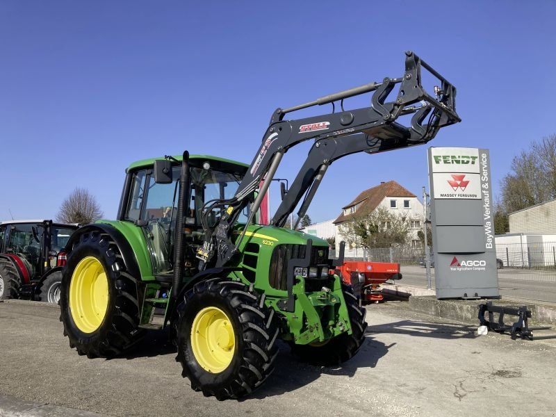 John Deere 6230