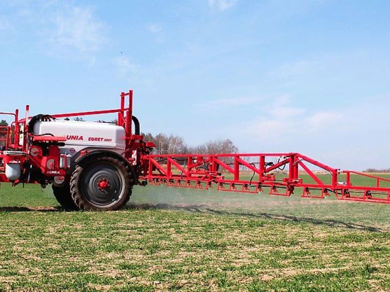 Unia Egret 3021 Anhängespritze 3000 L 21/15 m Gestänge ARAG Armaturen