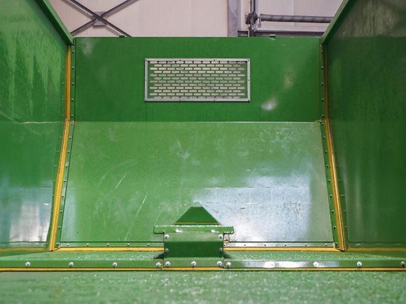 Pronar T 900 XL Abschiebewagen 34 to 49 m³ 710/50R26,5  Zwangslenkung