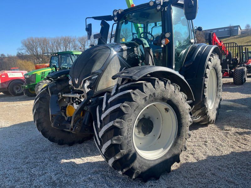 Valtra N 174D mit Rüfa
