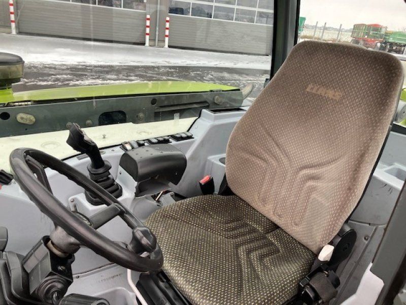 Claas Scorpion 7045 Varipower Plus