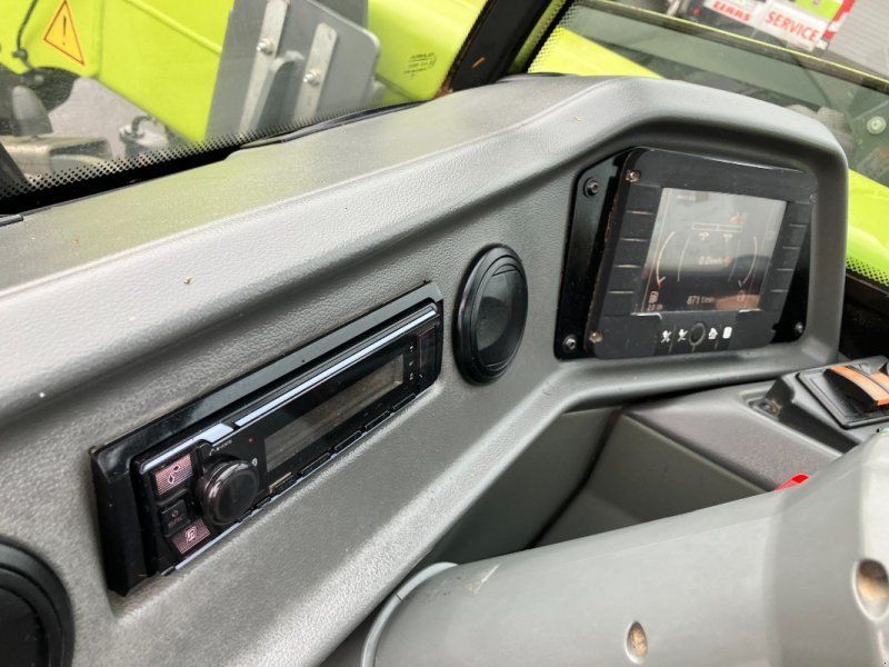 Claas Scorpion 741 Varipower