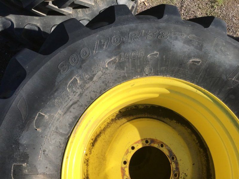 Michelin 800/70R38