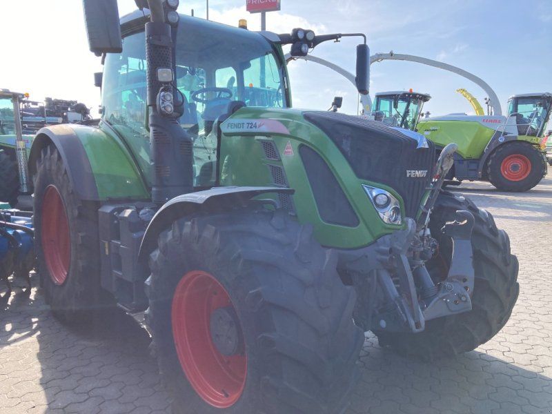 Fendt 724 Profi Plus