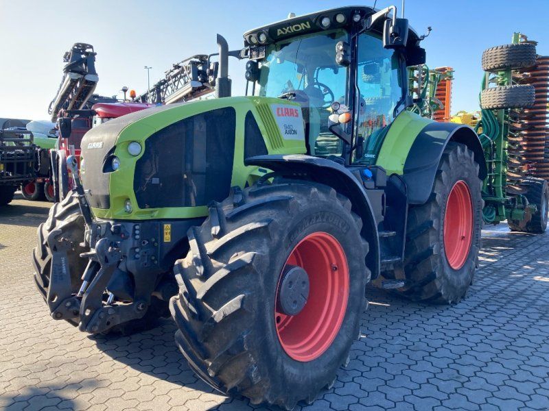 Claas Axion 920