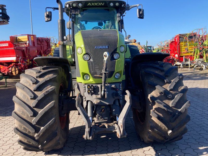 Claas Axion 920