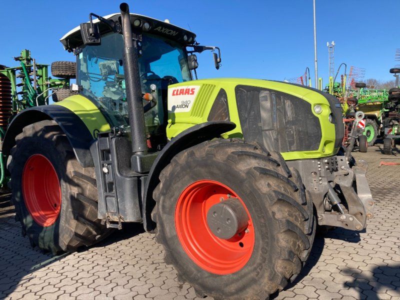 Claas Axion 920