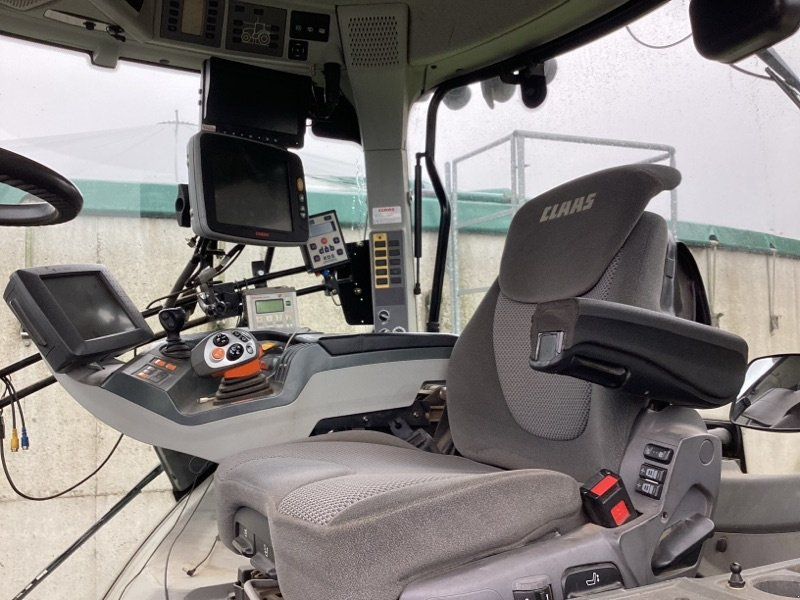 Claas AXION 850 CMATIC