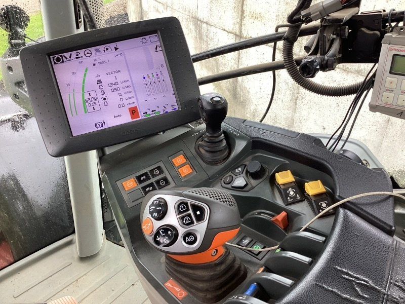 Claas AXION 850 CMATIC