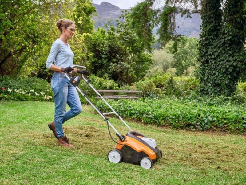 AKKU VERTIKUTIERER RLA 240