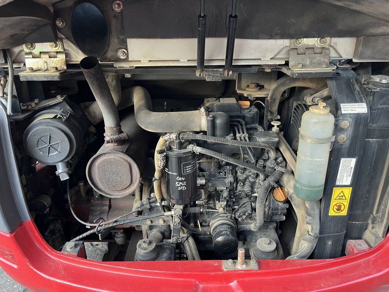 Takeuchi TB 235 mit Powertilt