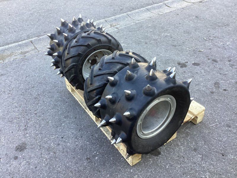 LS Grip Pro Stachelräder