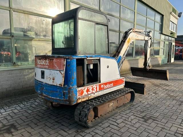 Bobcat 331
