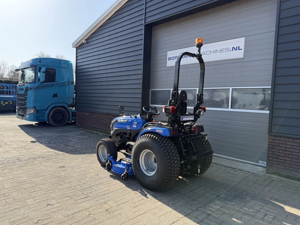 Solis 26 HST minitractor NIEUW met middenmaaidek