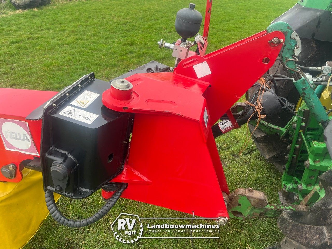 Fella SM 4080 TL weinig hectares!