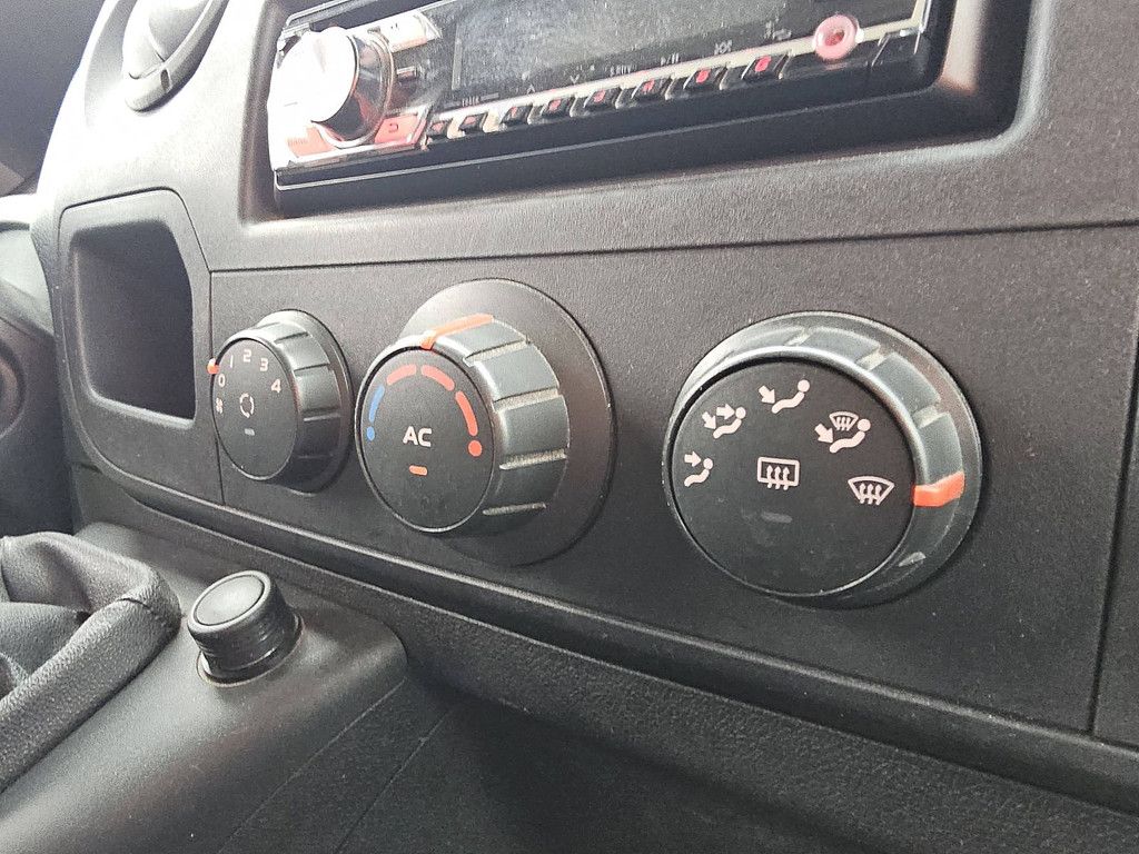 RENAULT MASTER 2.3 dci l2h2 56 dkm.!!!