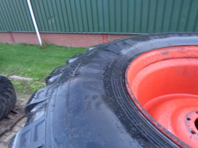 Alliance 650/65r30.5