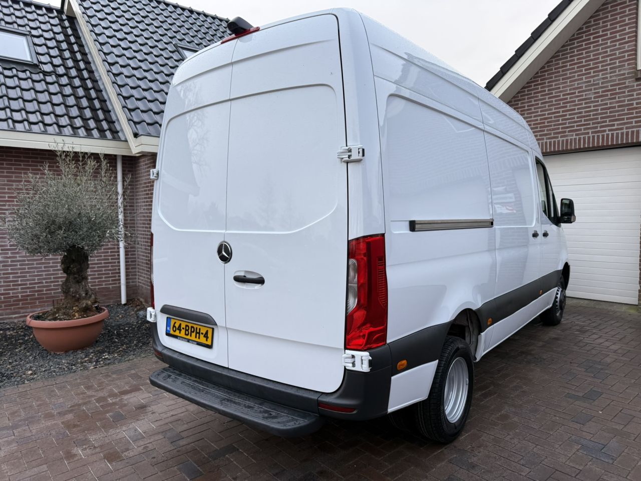 Mercedes Sprinter 516 dubbellucht in topstaat automaat