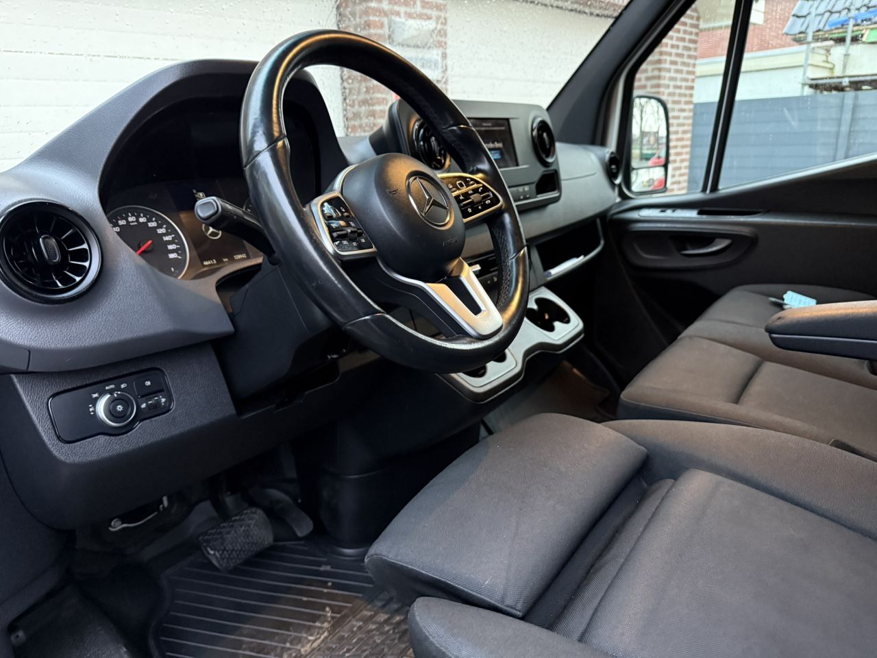 Mercedes Sprinter 516 dubbellucht in topstaat automaat