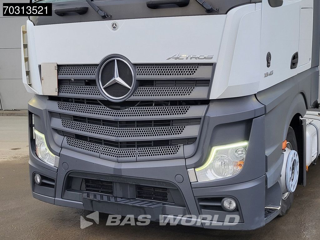 Mercedes Actros 1845 4X2 Bigspace Lowdeck Mirrorcam 2x Tank