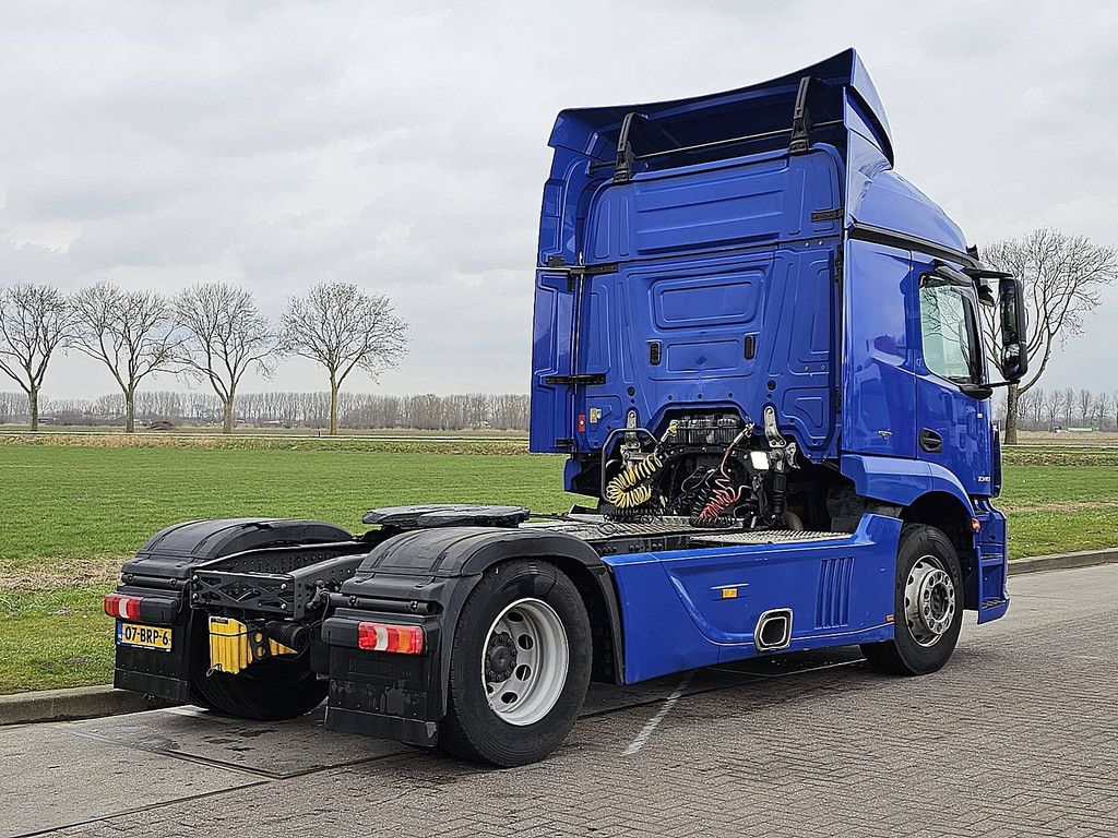 MERCEDES-BENZ ACTROS 1840