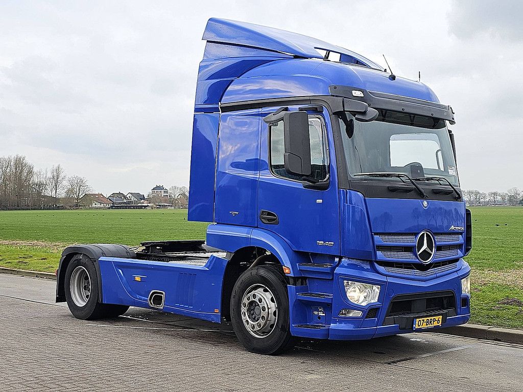 MERCEDES-BENZ ACTROS 1840