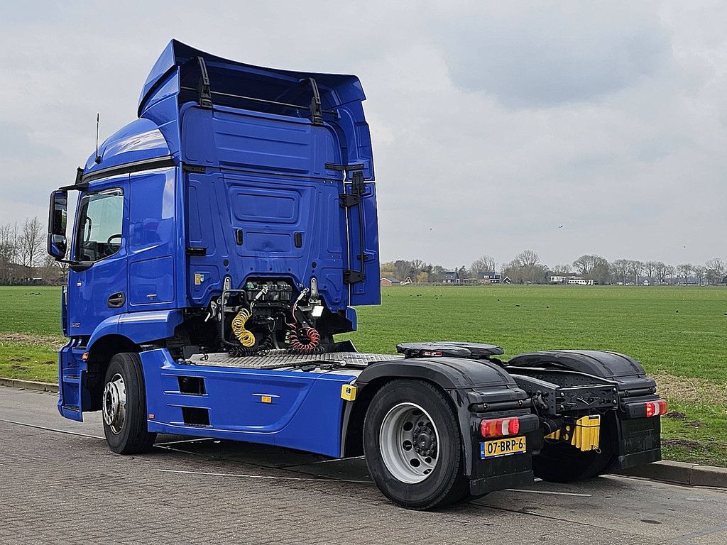 MERCEDES-BENZ ACTROS 1840