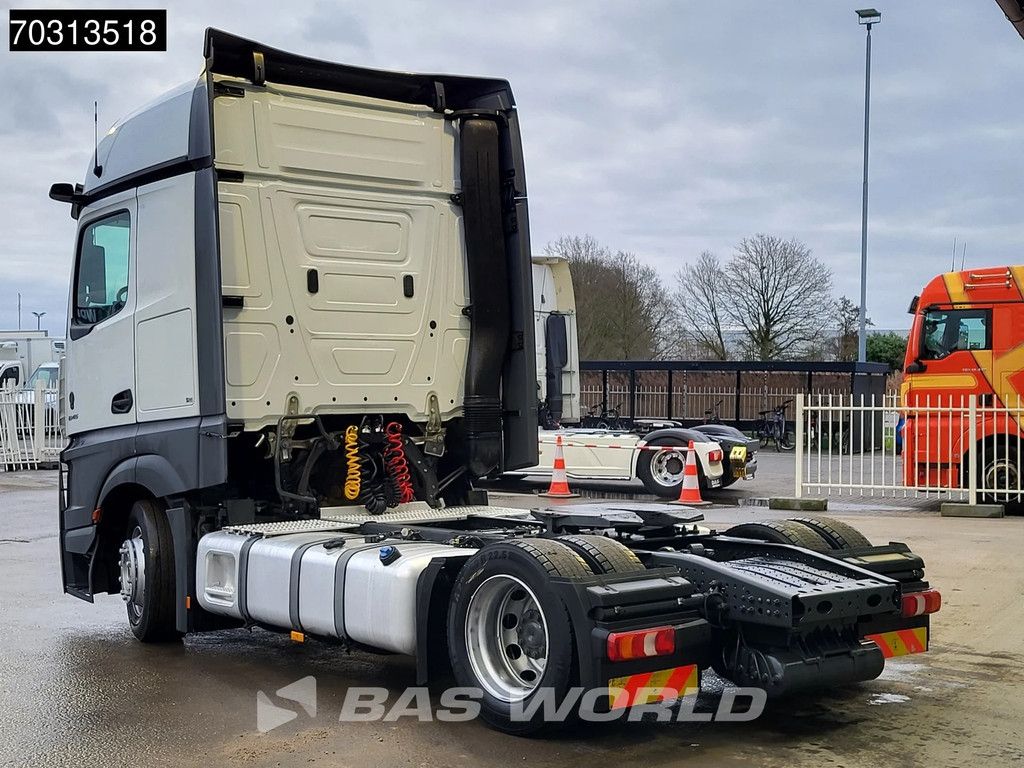 Mercedes Actros 1845 4X2 Bigspace Lowdeck Mirrorcam 2x Tank