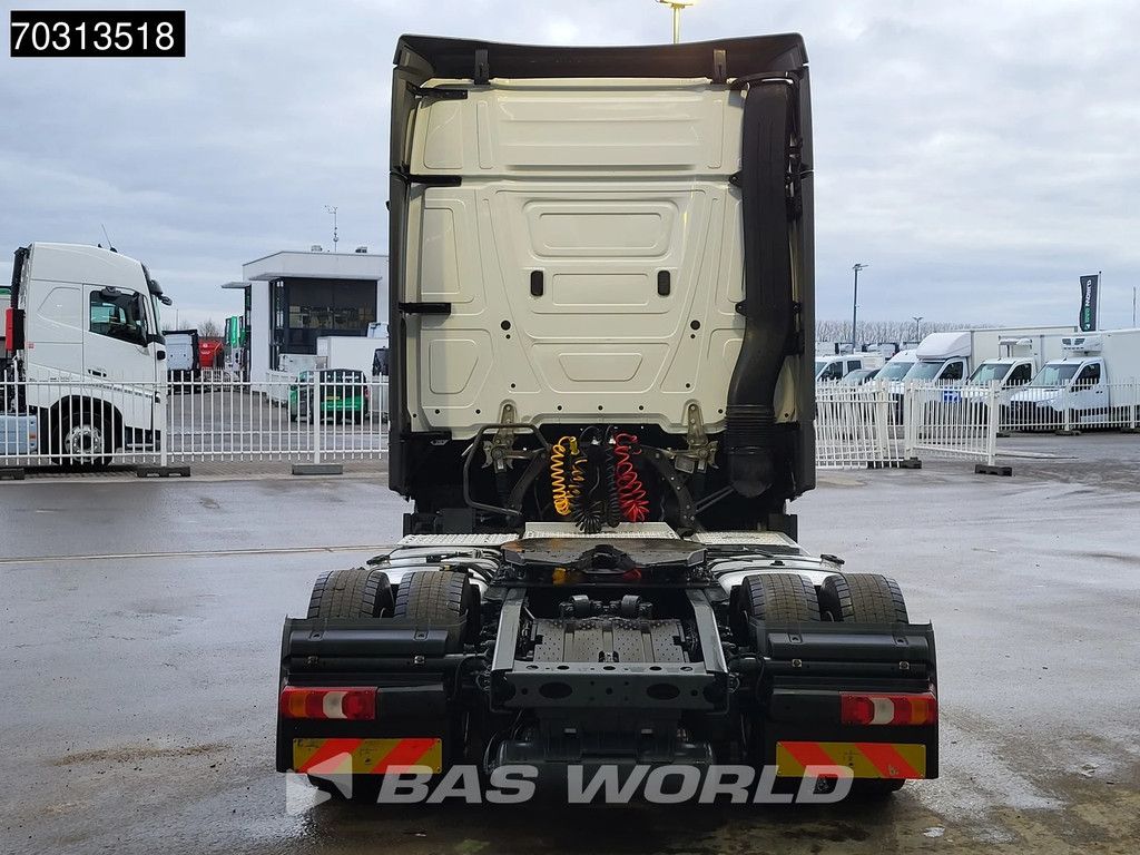 Mercedes Actros 1845 4X2 Bigspace Lowdeck Mirrorcam 2x Tank