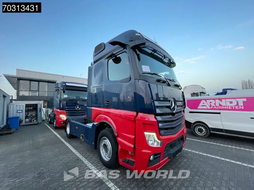 Mercedes Actros 1846 4X2 Bigspace Retarder Mirrorcam Navi
