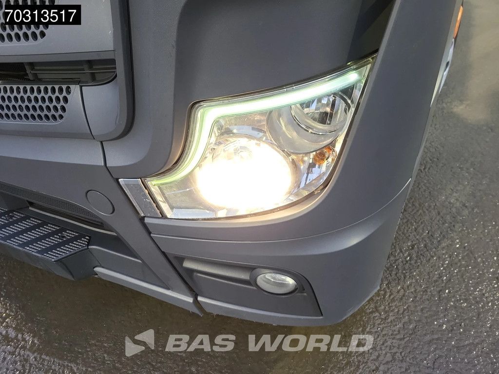 Mercedes Actros 1845 4X2 Bigspace Lowdeck Mirrorcam 2x Tank