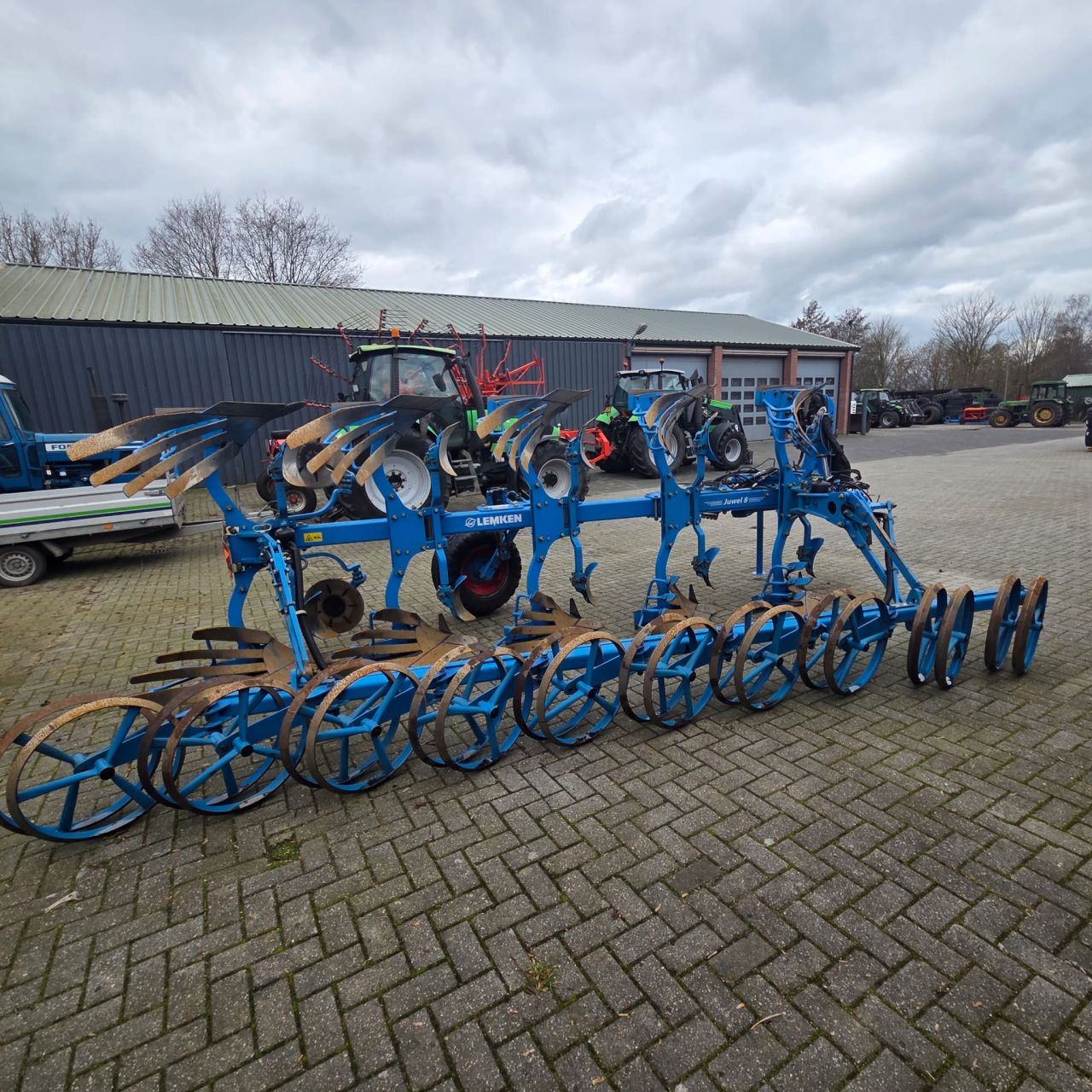 Lemken Juwel 8 V4+1 N 100 met Flexpack