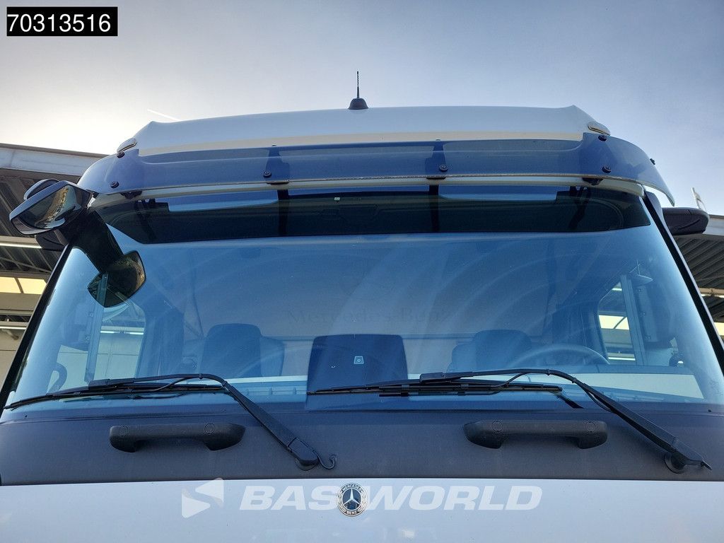 Mercedes Actros 1845 4X2 Bigspace Lowdeck Mirrorcam 2x Tank