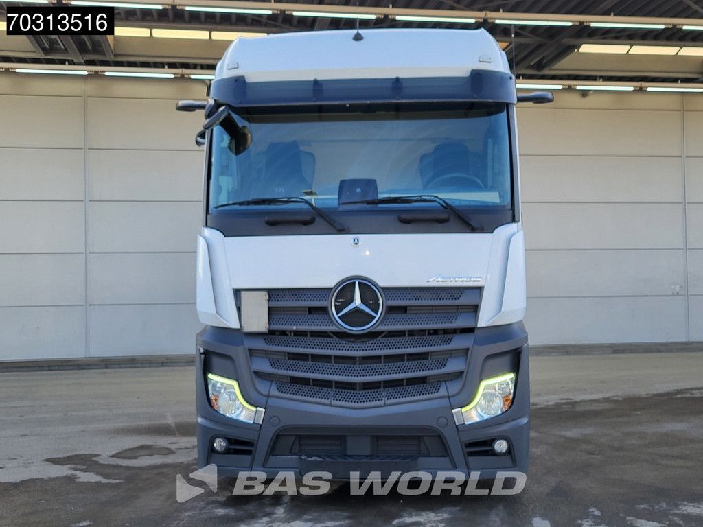 Mercedes Actros 1845 4X2 Bigspace Lowdeck Mirrorcam 2x Tank