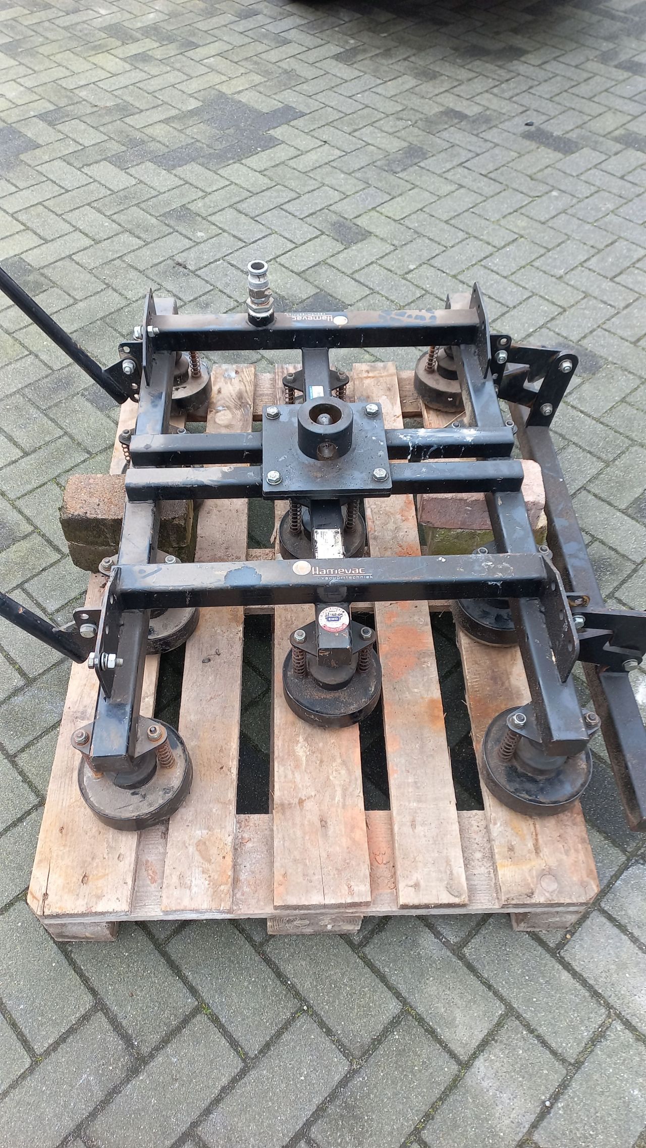 Tegel aanzuig frame 100 m3 vacuumunit