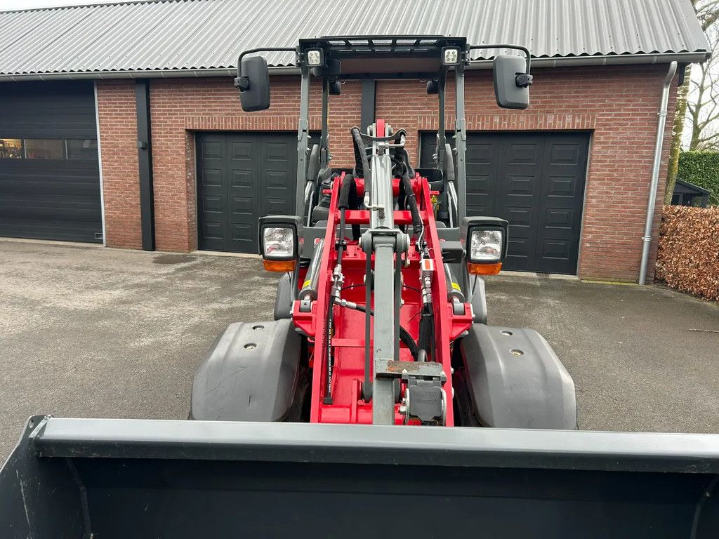 Weidemann 1390