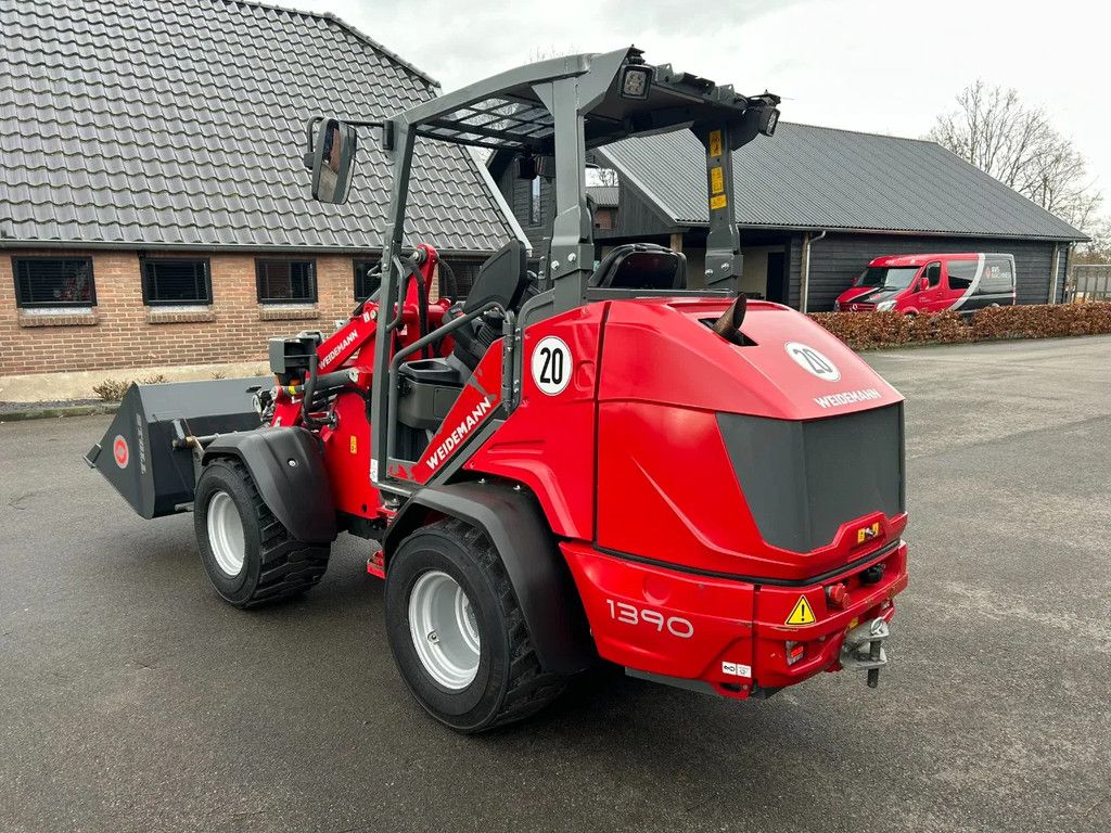 Weidemann 1390