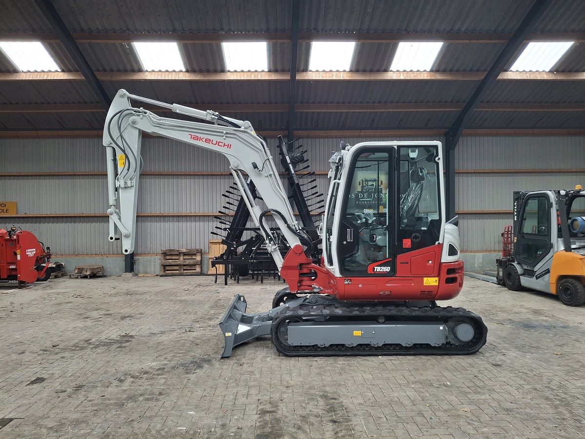 Takeuchi TB260 minigraver, BJ2025, Nieuw!