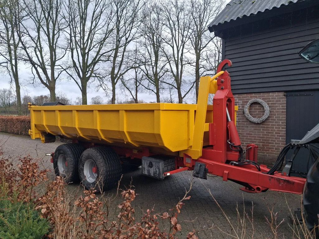 Pronar T185 haakarm incl container