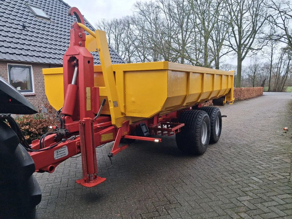 Pronar T185 haakarm incl container