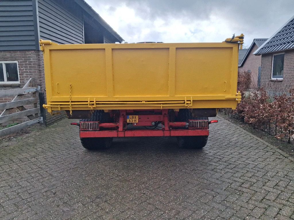 Pronar T185 haakarm incl container