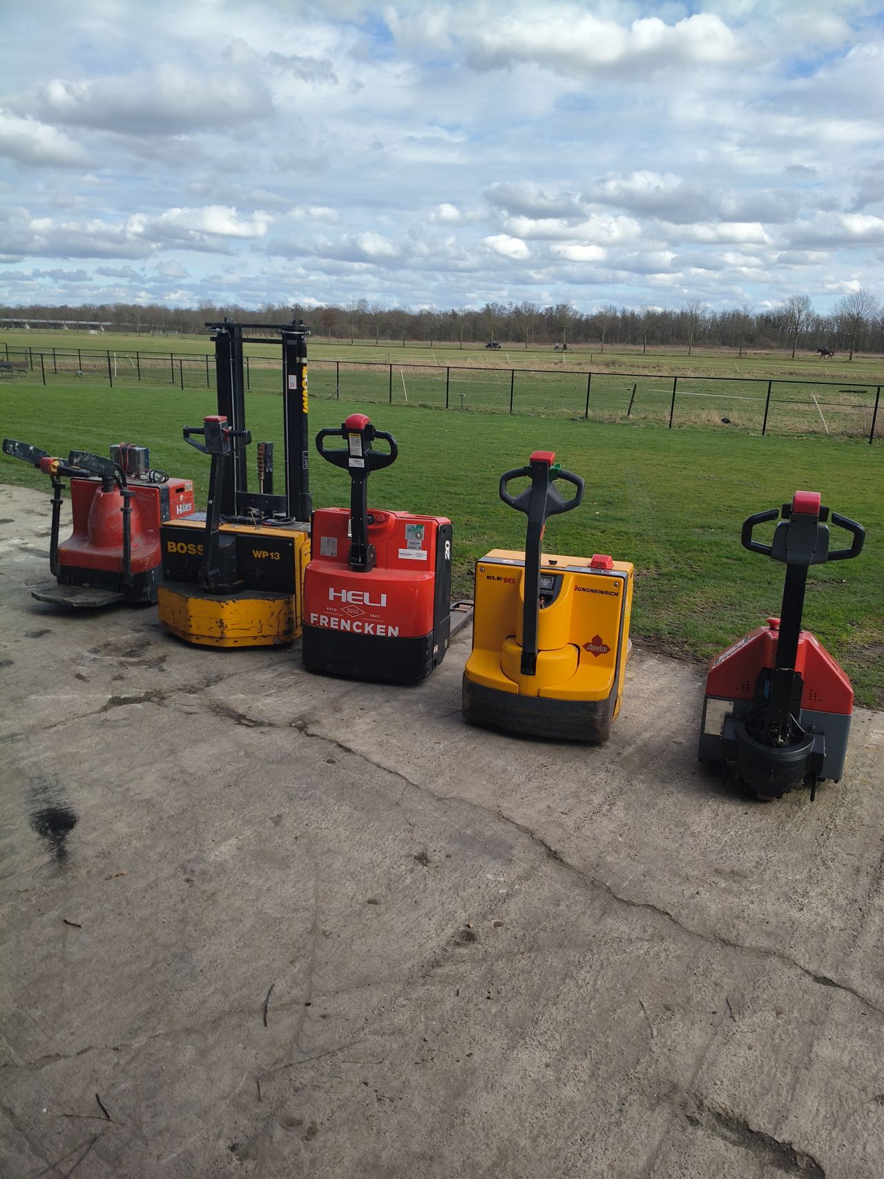 Electrische palletwagen stapelaar