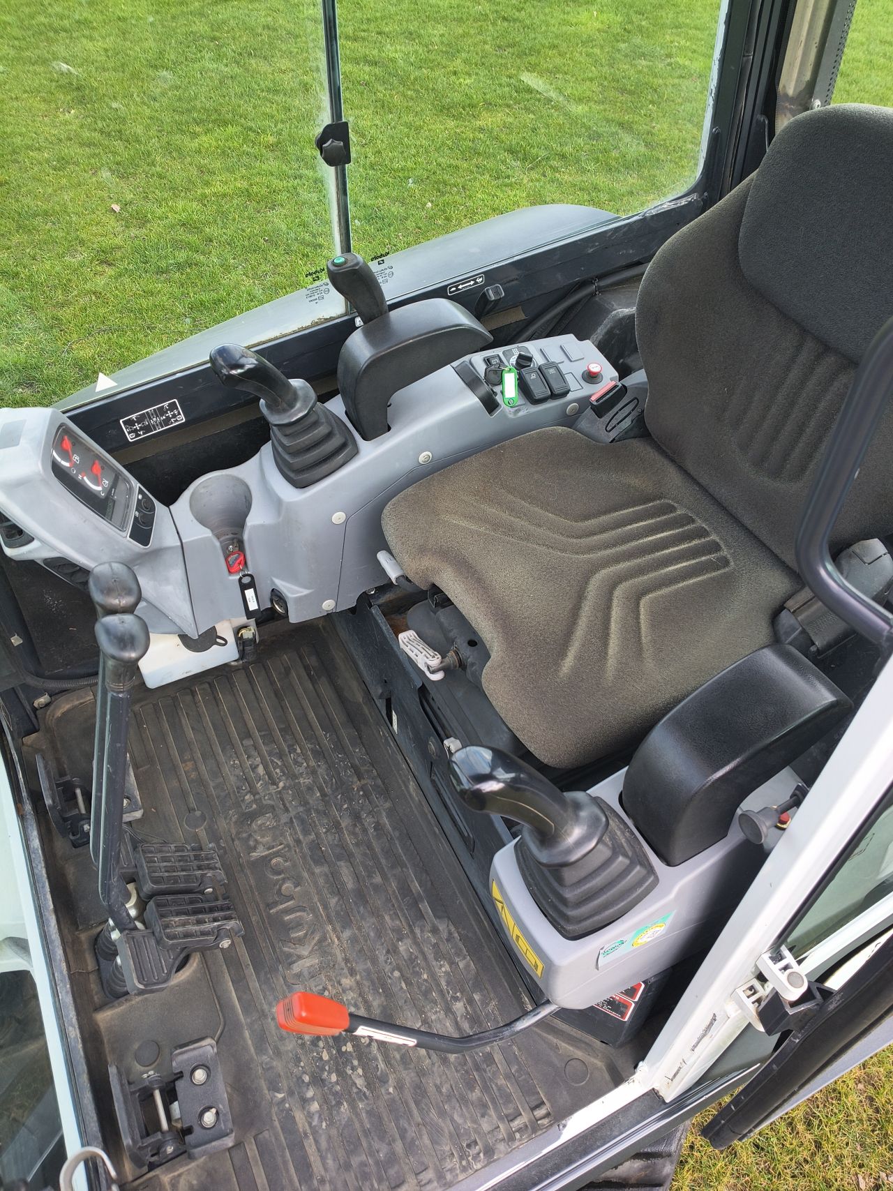 Minigraver Kubota kx030 2019 Hitachi takeuchi